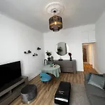 Du Vieux Bassin Apartment